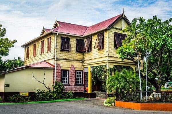 Private Kingston City Tour, Bob Marley Museum & Tuff Gong Recording Studio